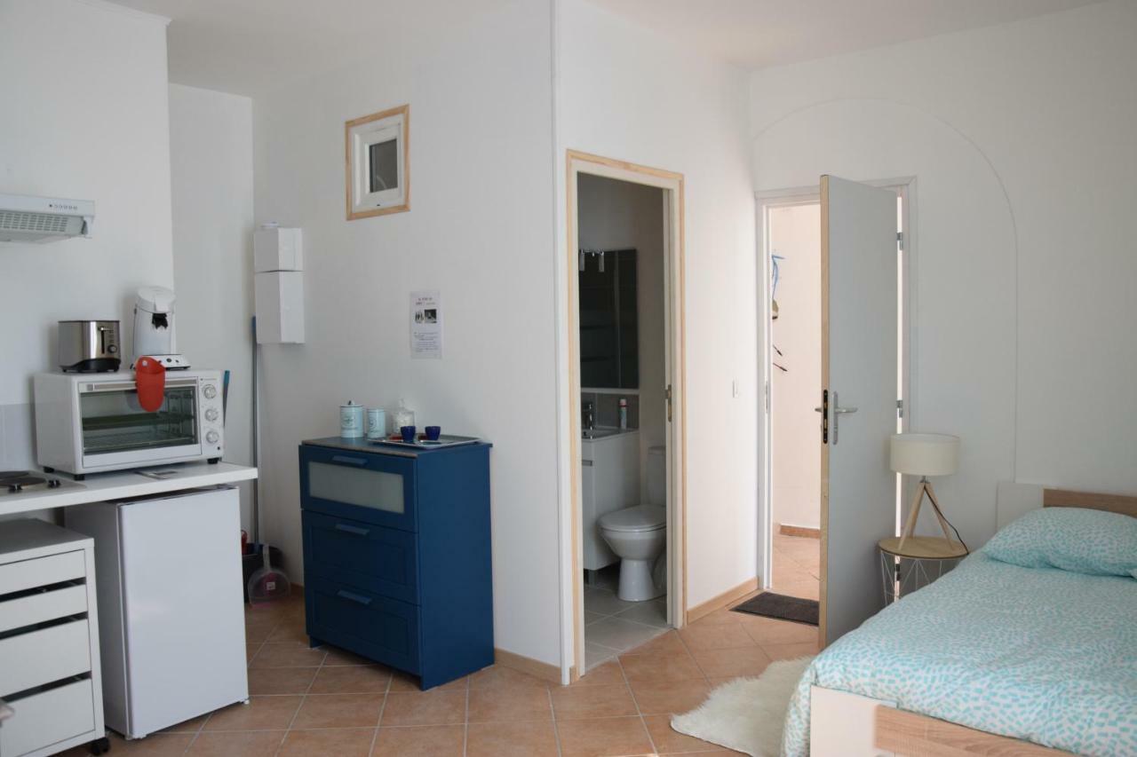 Joli Studio Plein Centre De Milly La Foret Dış mekan fotoğraf